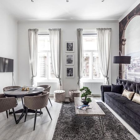 Mystic Dreamy Apartment Budapest Exteriör bild